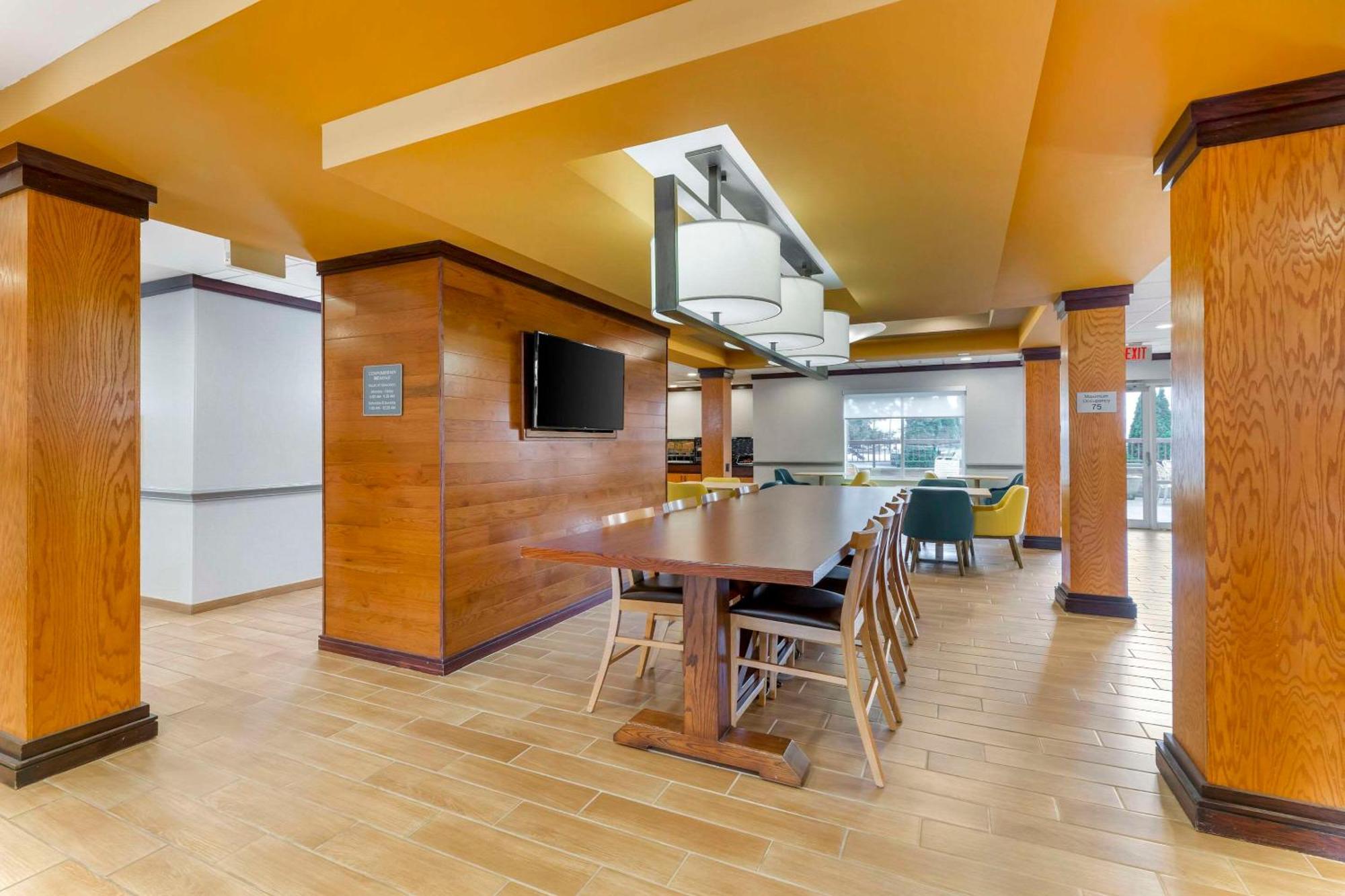 Comfort & South 3* Akron