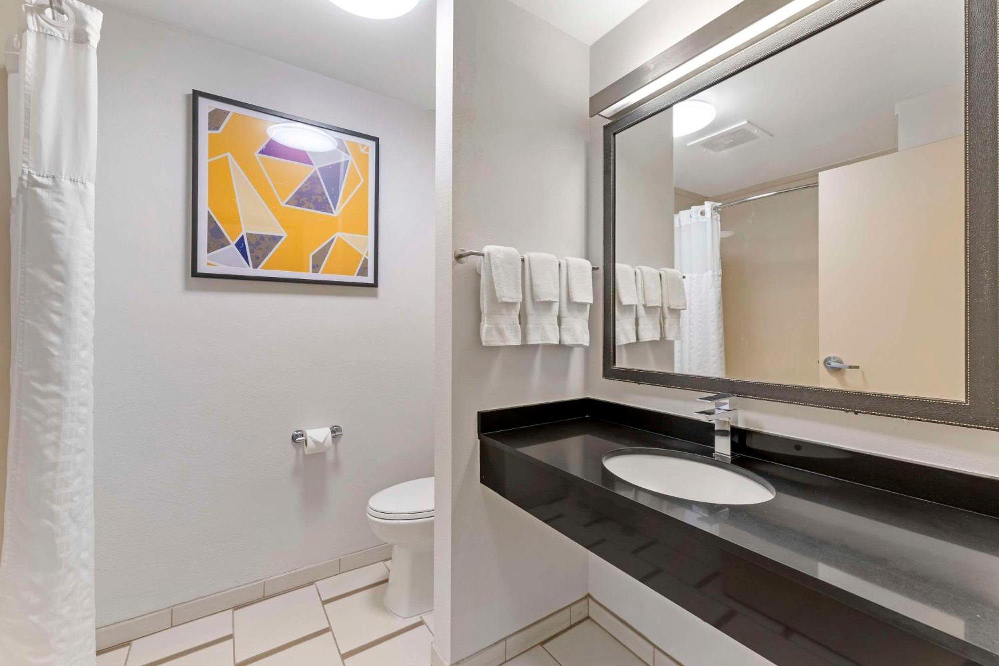 Comfort & South Hotel 3*
