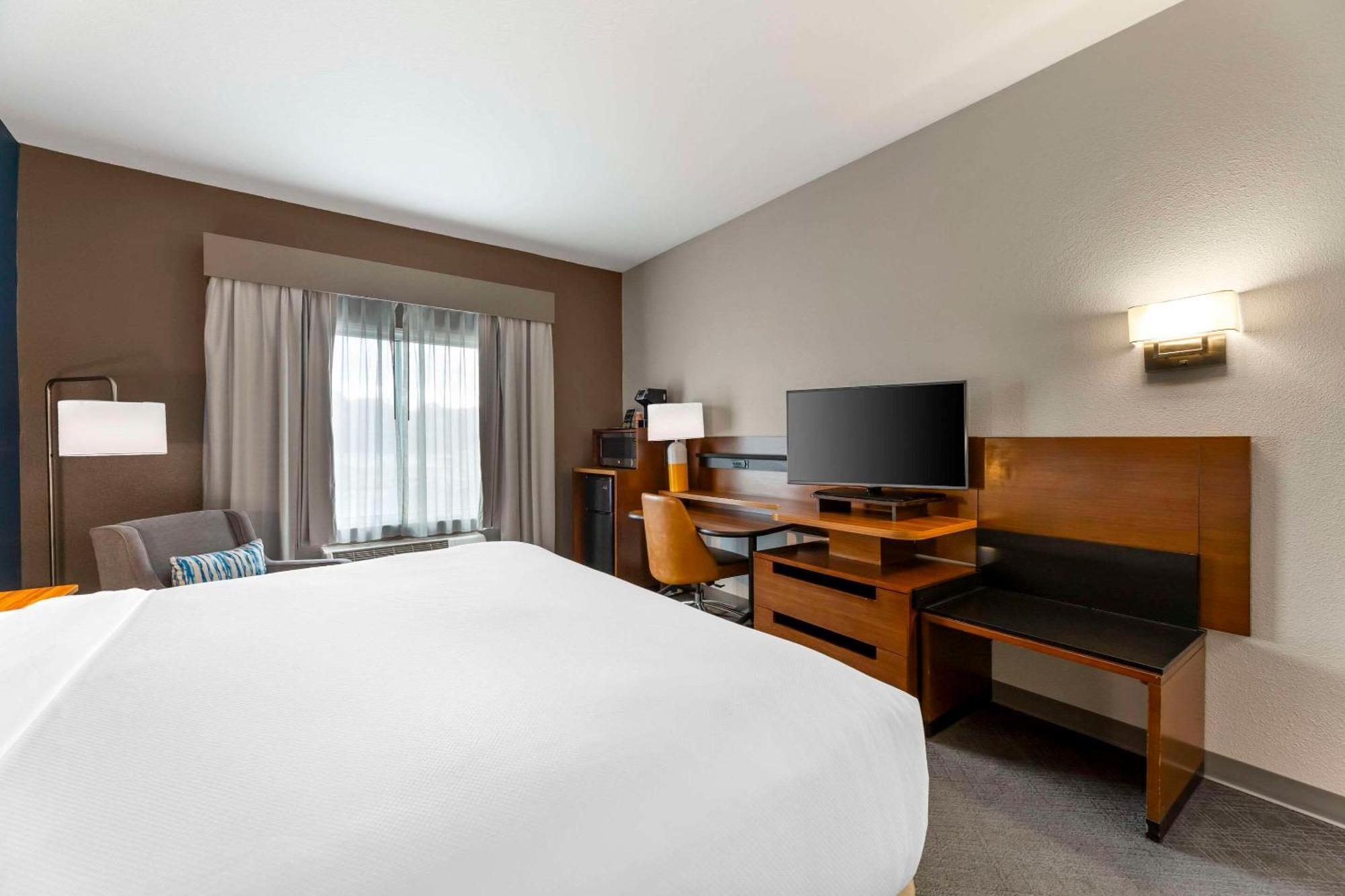 Hotel Comfort & South