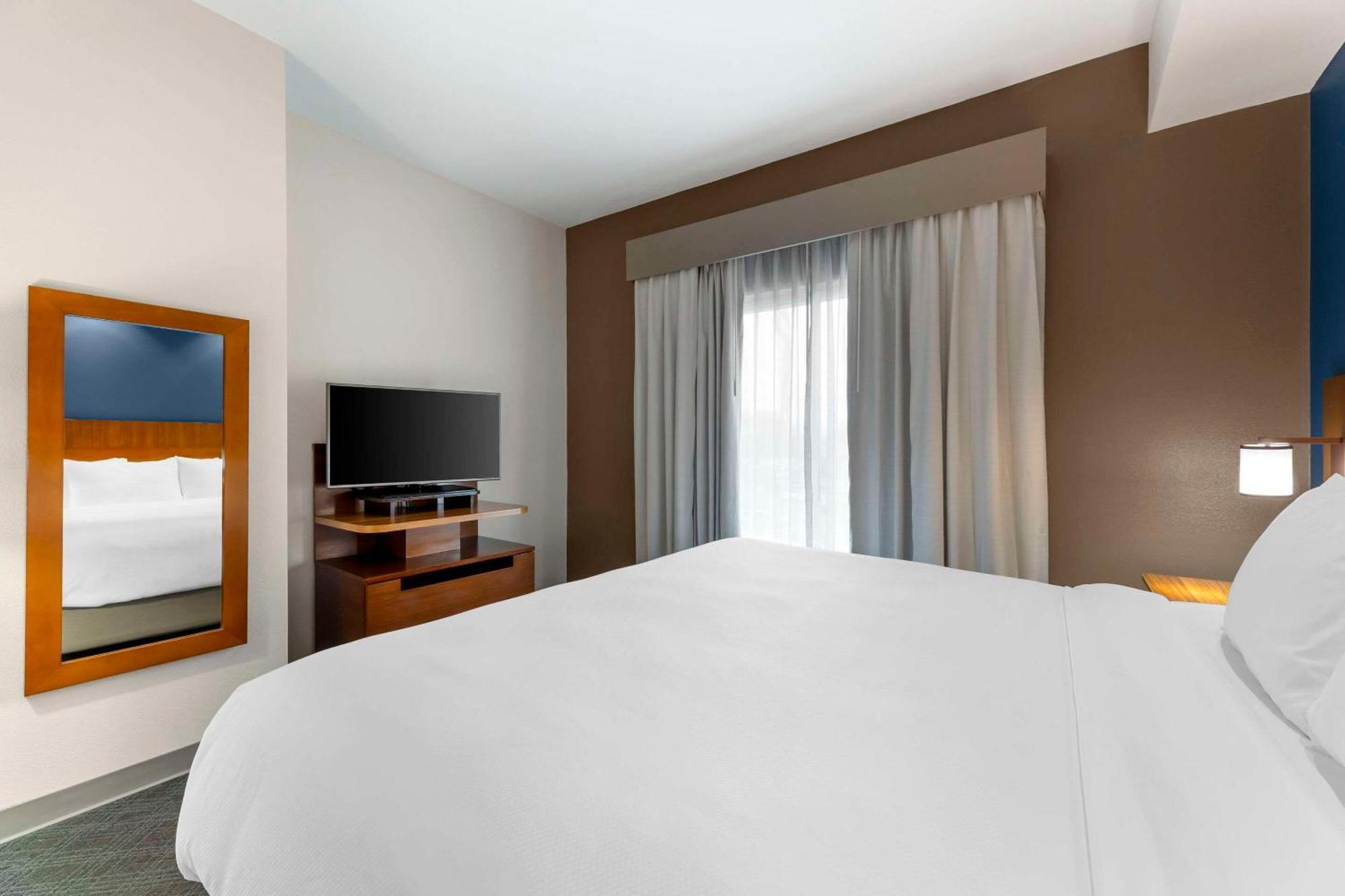 Comfort & South 3* Akron