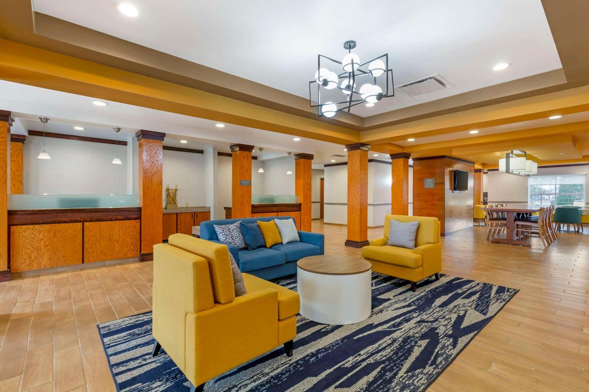 Hotel Comfort & South