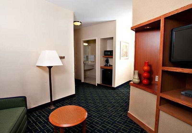 Comfort & South Hotel Akron