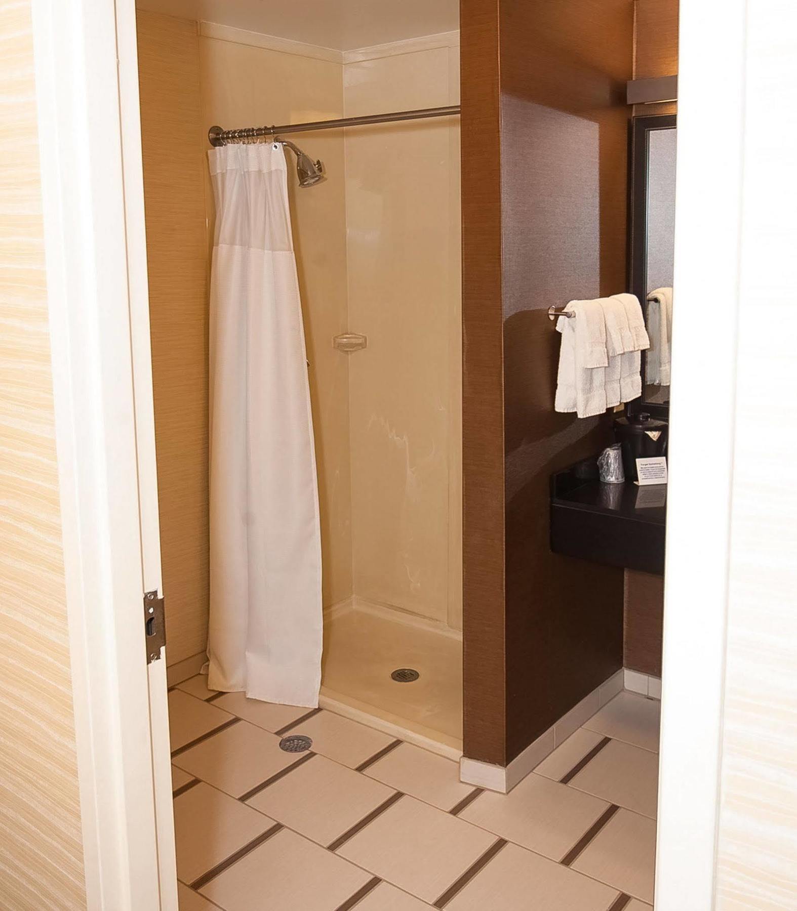 Comfort & South Hotel Akron